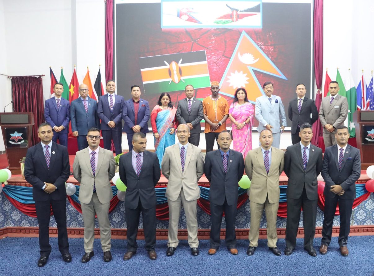 Group photograph at the graduation ceremony, Nilkantha Hall, Army Command and Staff College